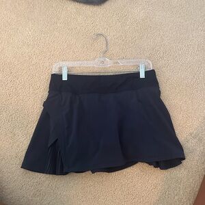 navy lululemon skirt
